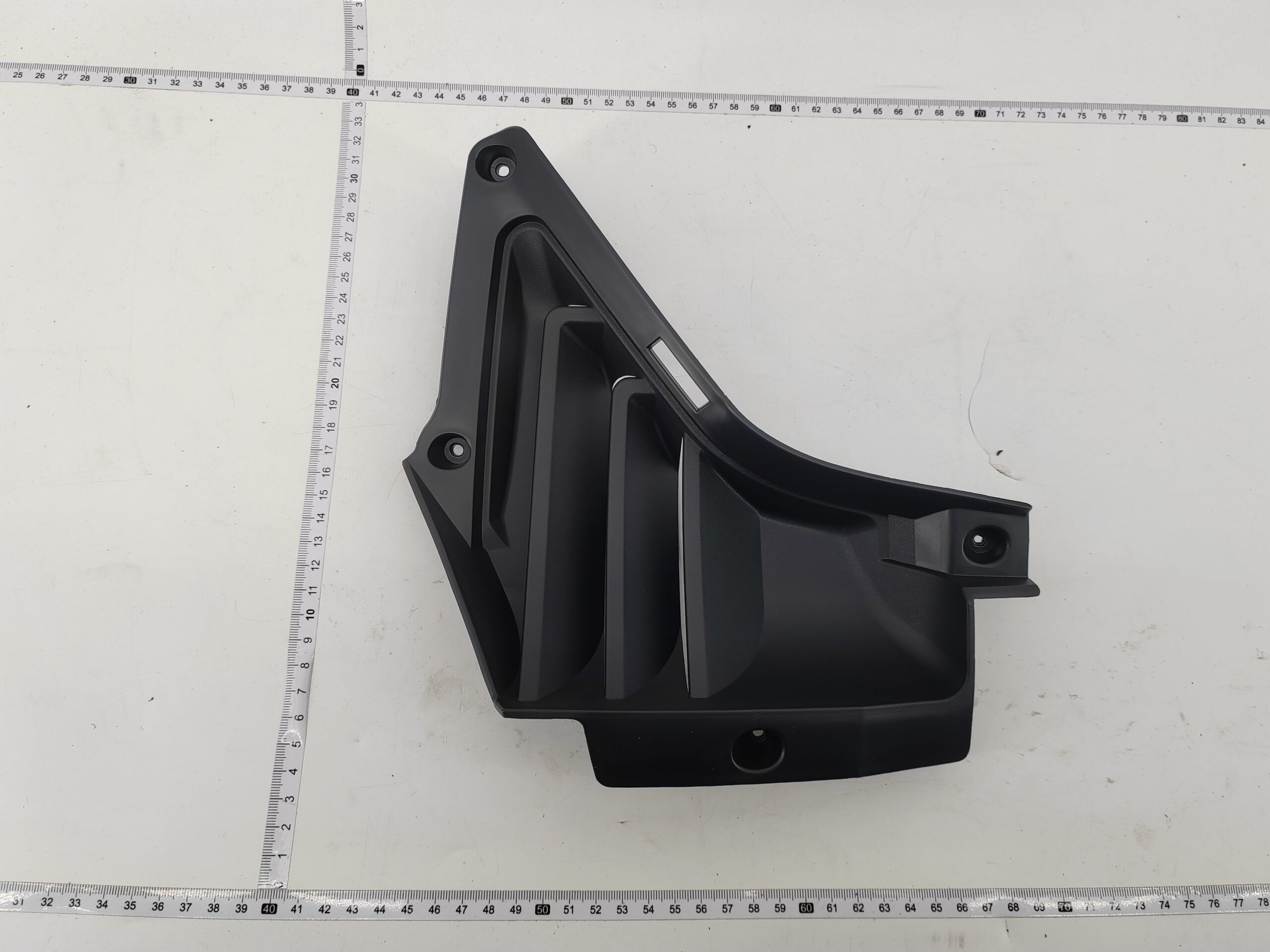 ZN22049-1.jpg